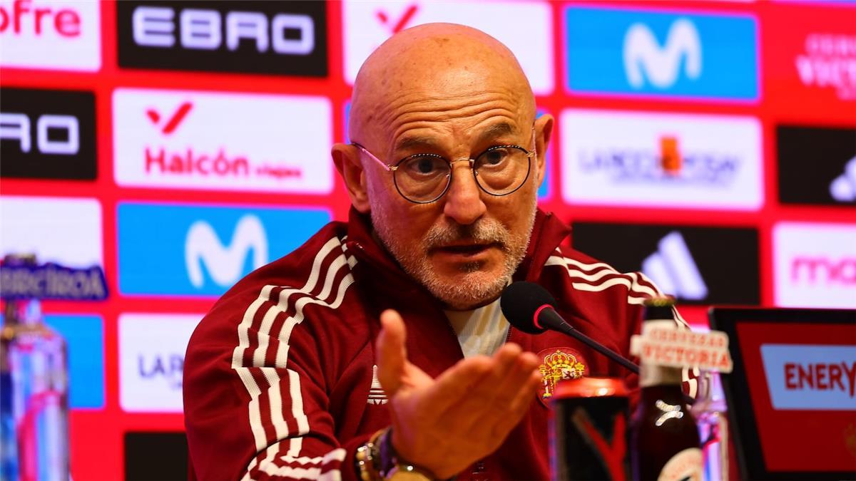صدام بين ثنائي منتخب إسبانيا خلال التدريبات استعدادًا لمواجهة بيرو وديًا