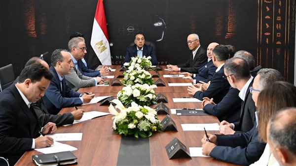 مصر تبدأ تصنيع «نيسان ماجنيت» لأول مرة في أفريقيا.. ومدبولي يلتقي مسؤولي الشركة العالمية لتعزيز الاستثمار والتصدير
