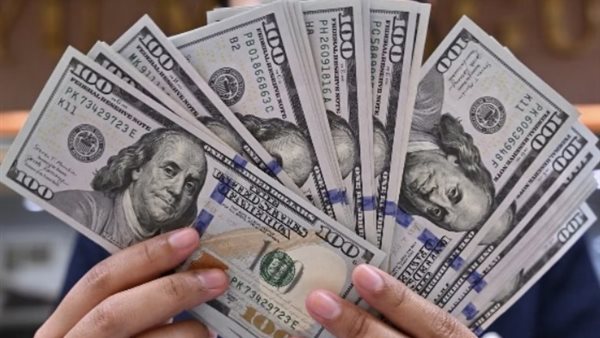 عاجل.. سعر الدولار اليوم الثلاثاء يواصل الاستقرار فوق مستوى 52 جنيهًا