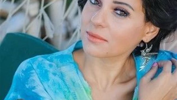 أتمنى ارتداء الحجاب.. وصبا مبارك من الفنانات المفضلات لدي