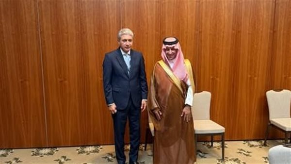 وزير السياحة والآثار يبحث مع نظيره السعودي تعزيز التعاون السياحي بين البلدين