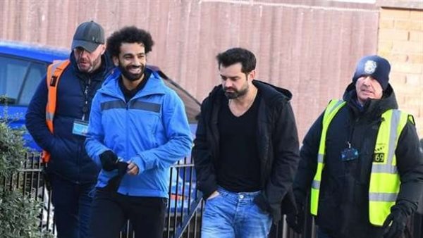 عاجل.. رامي عباس يخرج عن صمته بشأن مستقبل محمد صلاح بعد رحيله عن ليفربول