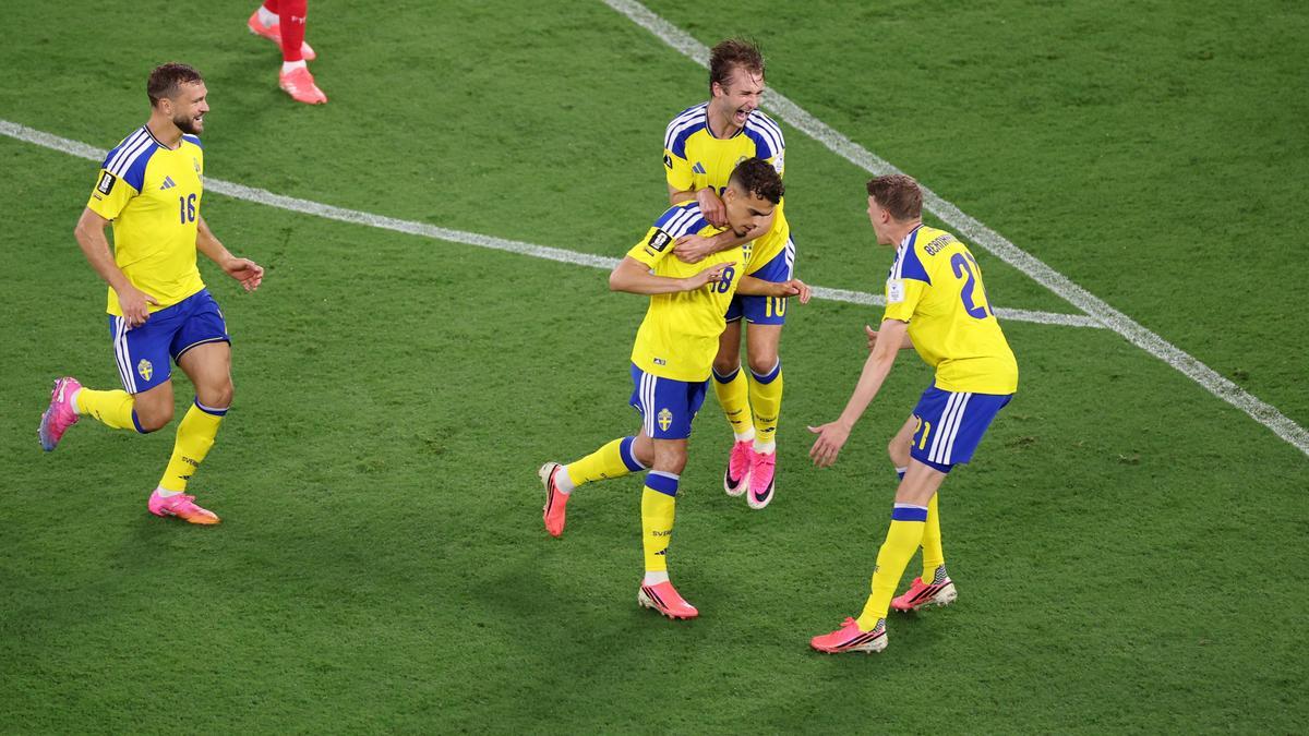 لماذا رفض لاعب السويد الاحتفال بهدفيه أمام تونس في كأس العالم؟