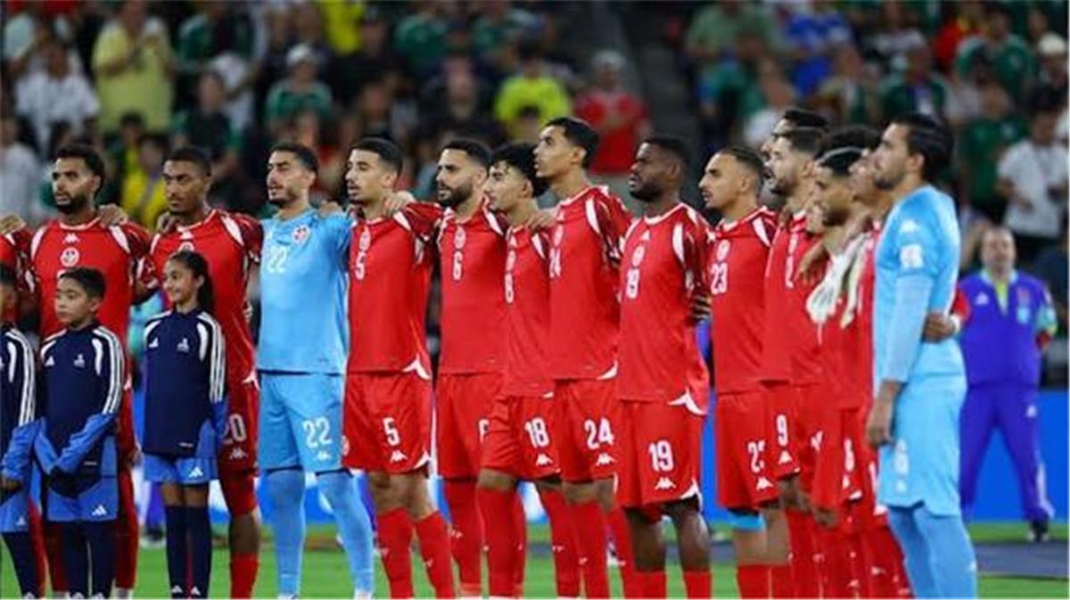 “قرار مرتقب”.. منتخب تونس يهدد خطة الأهلي قبل الموسم الجديد