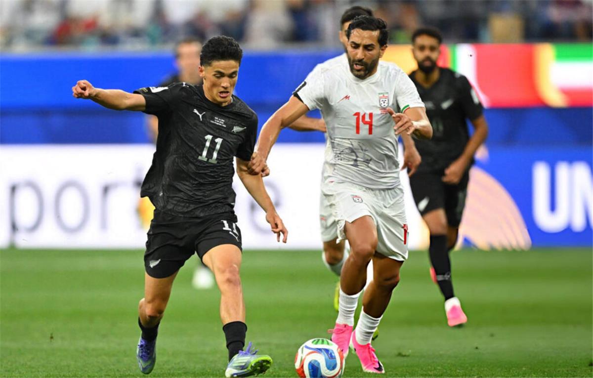 مدرب نيوزيلندا: لا نخشى مواجهة مصر رغم امتلاكها هذا الثنائي