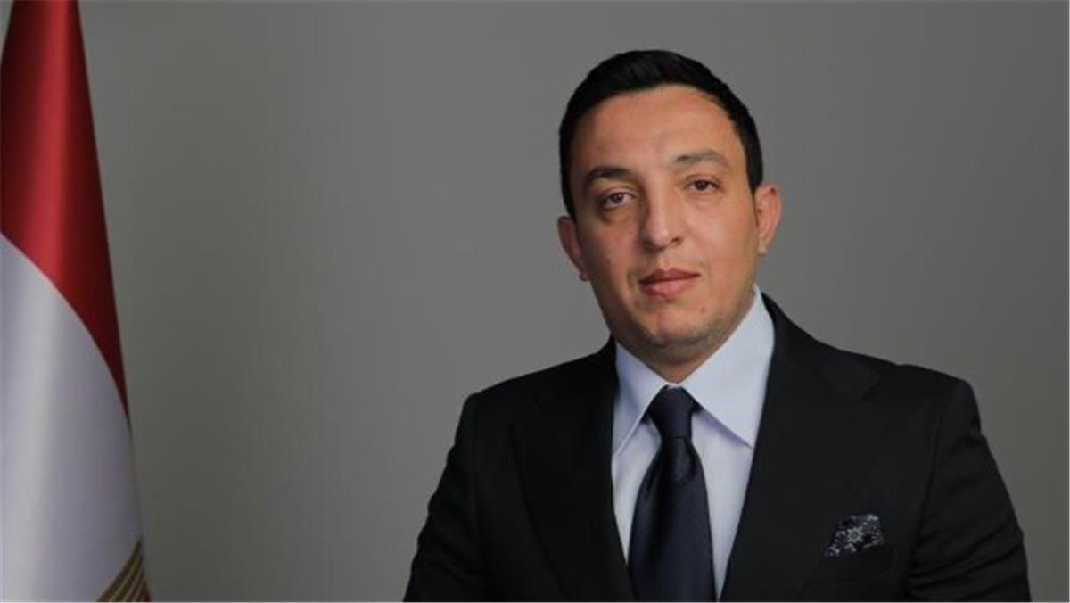 مصطفى أبو زهرة: معسكر منتخب مصر “ثكنة عسكرية”.. ويوجه رسالة للجماهير