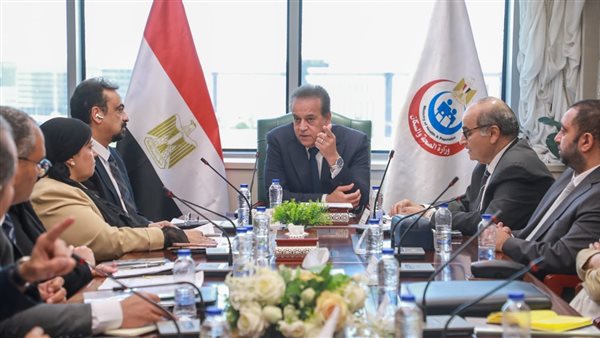 ‎وزير الصحة يعقد اجتماعاً لمتابعة إنشاء مجمع صناعي لتصنيع الأجهزة التعويضية