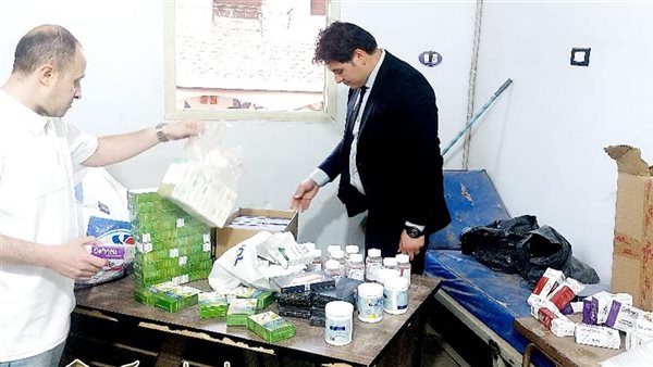 «طبيب مزيف» في قبضة صحة بني سويف.. ممرض يباشر حالات حمل وعلاج طبيعي داخل عيادة