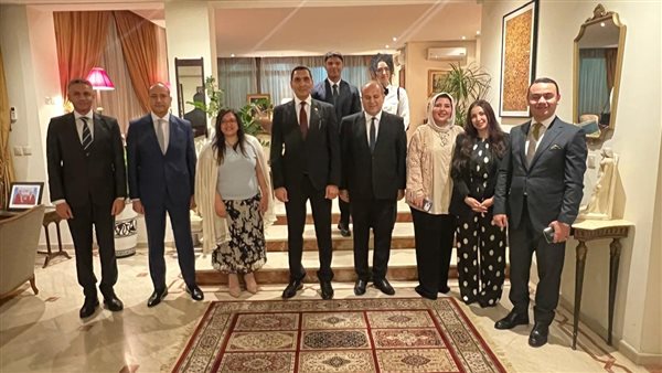 وزير الشباب والرياضة يلتقي وزير الشباب والثقافة والتواصل المغربي لبحث تعزيز التعاون المشترك