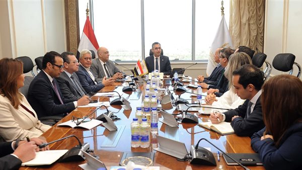 شراكة جديدة بين «التموين» و«كازيون» لتطوير منافذ البيع في مصر