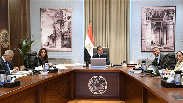 رئيس الوزراء يتابع الموقف التنفيذي للمشروعات الخدمية والتنموية بمحافظة جنوب سيناء
