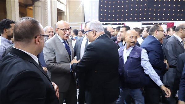 رئيس محكمة النقض يدلي بصوته في انتخابات نادي قضاة مصر