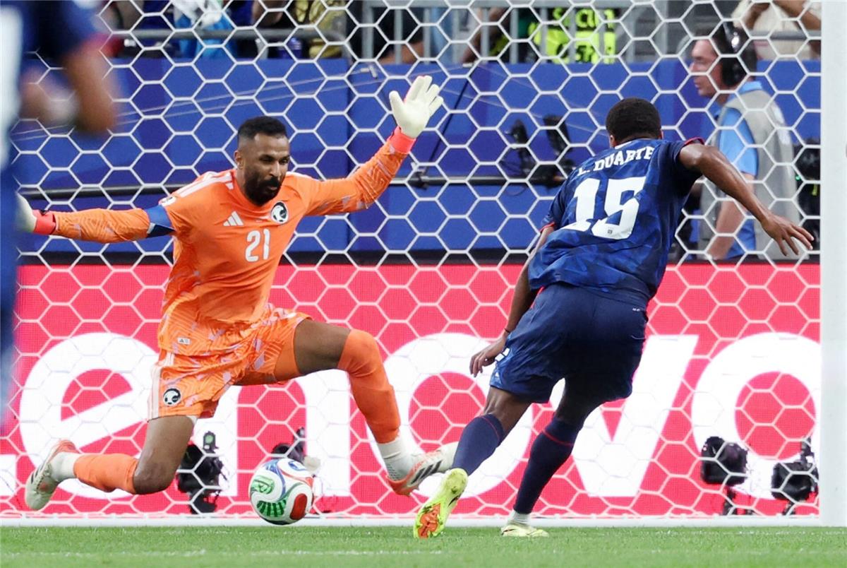 ترتيب مجموعة السعودية في كأس العالم بعد التعادل مع الرأس الأخضر