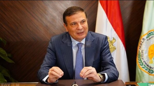 وزير الزراعة يوجه بـ “الطوارئ” واستمرار صرف الأسمدة المدعومة على مدار 24 ساعة طوال الأسبوع