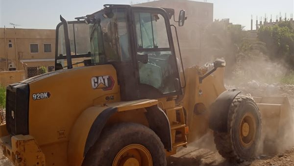 تنفيذ 21 حالة إزالة خلال حملة مكبرة لإزالة التعديات بمركز قنا