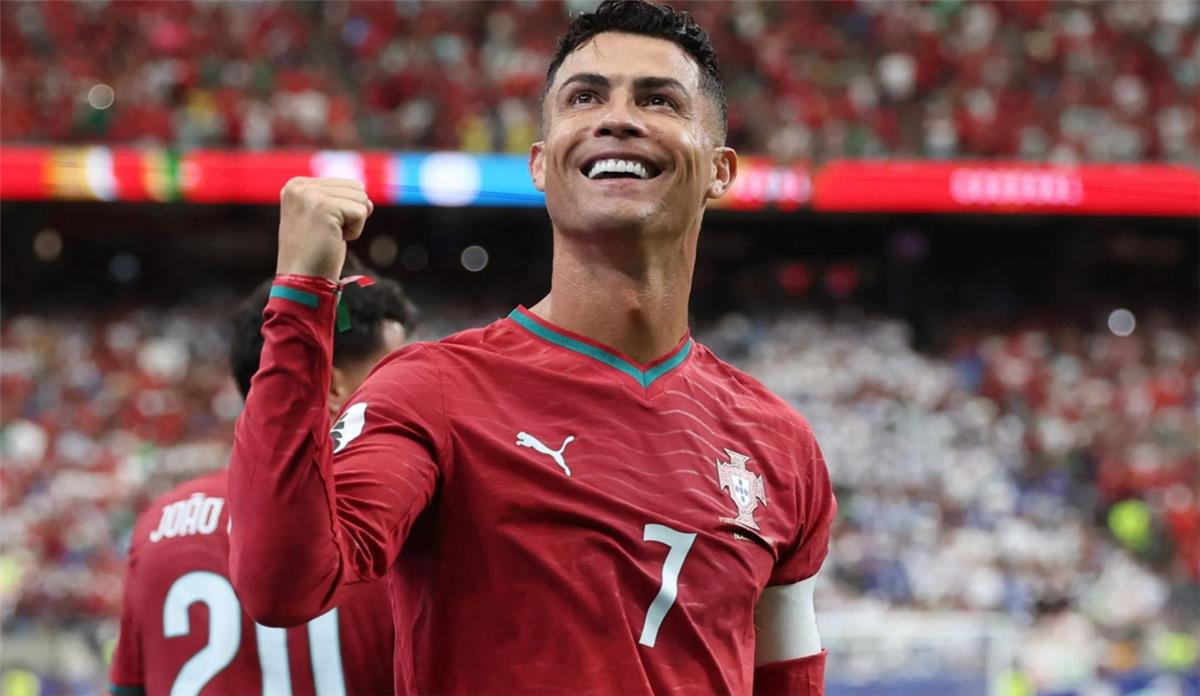 تشكيل البرتغال أمام كولومبيا في كأس العالم.. موقف كريستيانو رونالدو