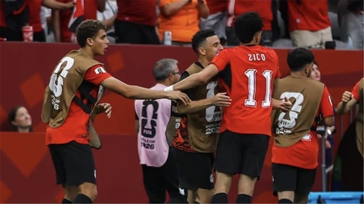 لاعب أستراليا السابق: مصر تمتلك فريقًا قويًا.. والغيابات لن تؤثر علينا