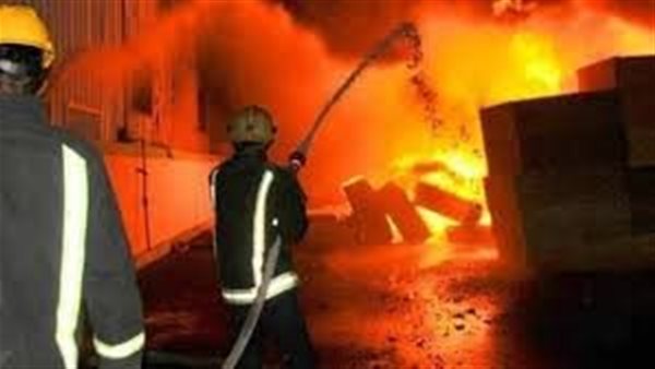 القليوبية على صفيح ساخن.. اندلاع حريق أعلى كنيسة بالخصوص.. واحتراق 3 مخازن بالقناطر الخيرية