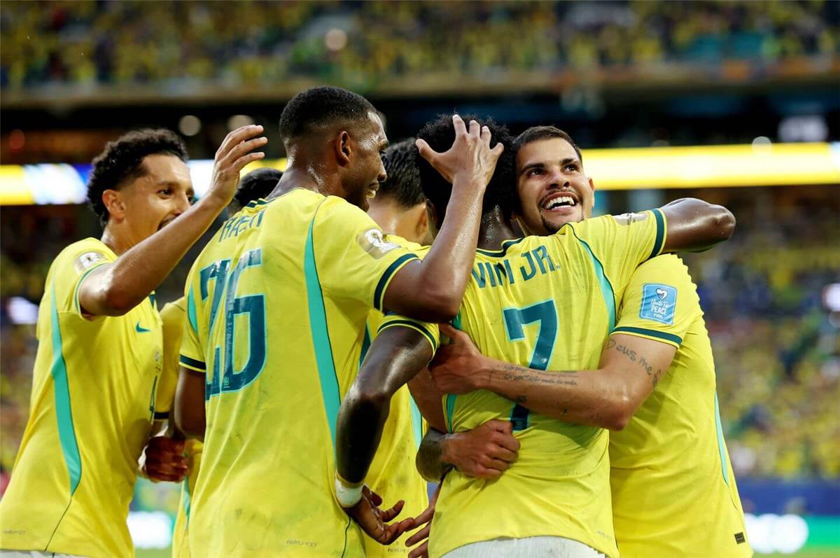 القنوات الناقلة لمباراة البرازيل واليابان اليوم في كأس العالم