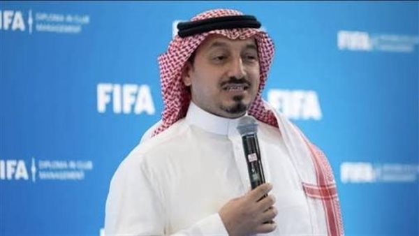 ياسر المسحل يستقيل من رئاسة الاتحاد السعودي لكرة القدم