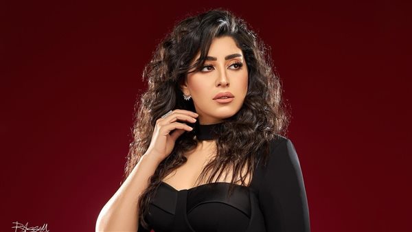 منشور استغاثة من آيتن عامر بعد ظهور ثعلب في بيتها«أكلم مين»