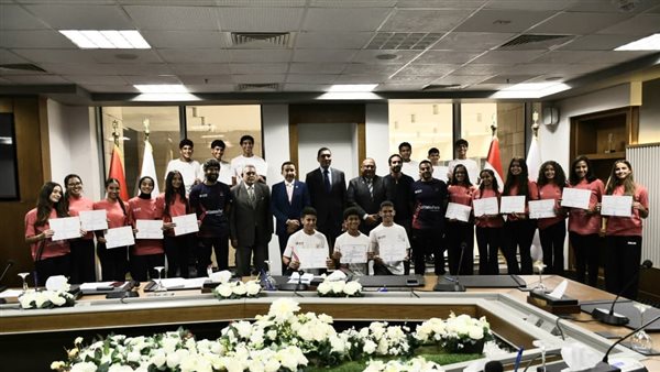 وزير الشباب والرياضة يكرم منتخب مصر للبادل بعد التتويج بكأس أفريقيا الأولى للناشئين