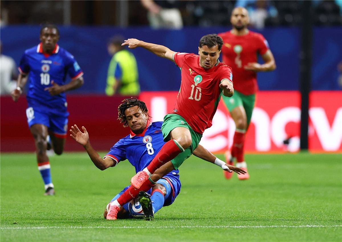 معلقين مباراة المغرب وهولندا في كأس العالم