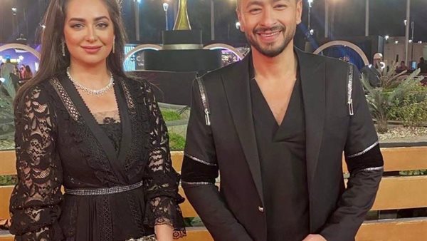 حمادة هلال يدعم هبة مجدي