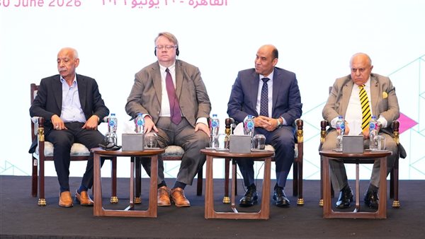نجني اليوم ثمار ثورة 30 يونيو ببناء الإنسان وحماية حقوقه..