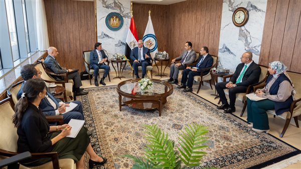 وزير البترول يبحث مع رئيس دانة غاز الإماراتية خطط التوسع في الاستثمارات وزيادة إنتاج الغاز من حقول الدلتا