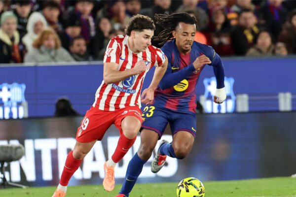 أتلتيكو مدريد يتخذ خطوة قانونية جديدة ضد برشلونة بسبب ألفاريز