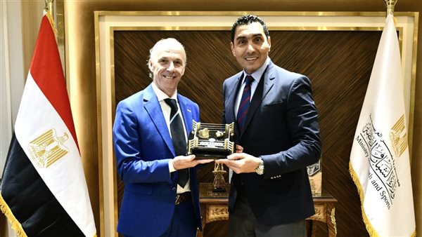 وزير الشباب والرياضة يستقبل رئيس الاتحاد الدولي للكيك بوكسينج