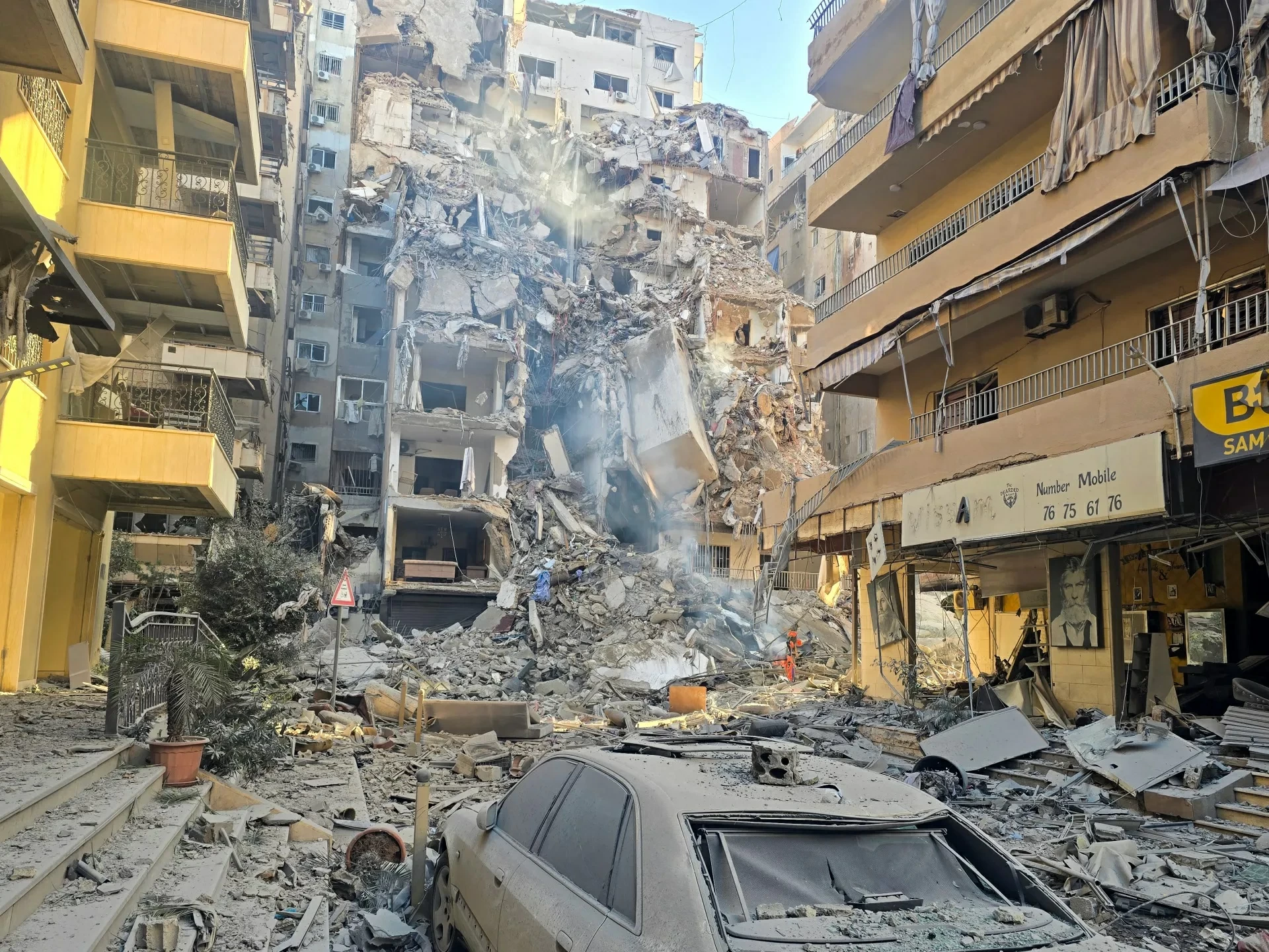 بعد الضوء الأخضر لضرب ضاحية بيروت.. هل تفخخ إسرائيل محادثات واشنطن؟