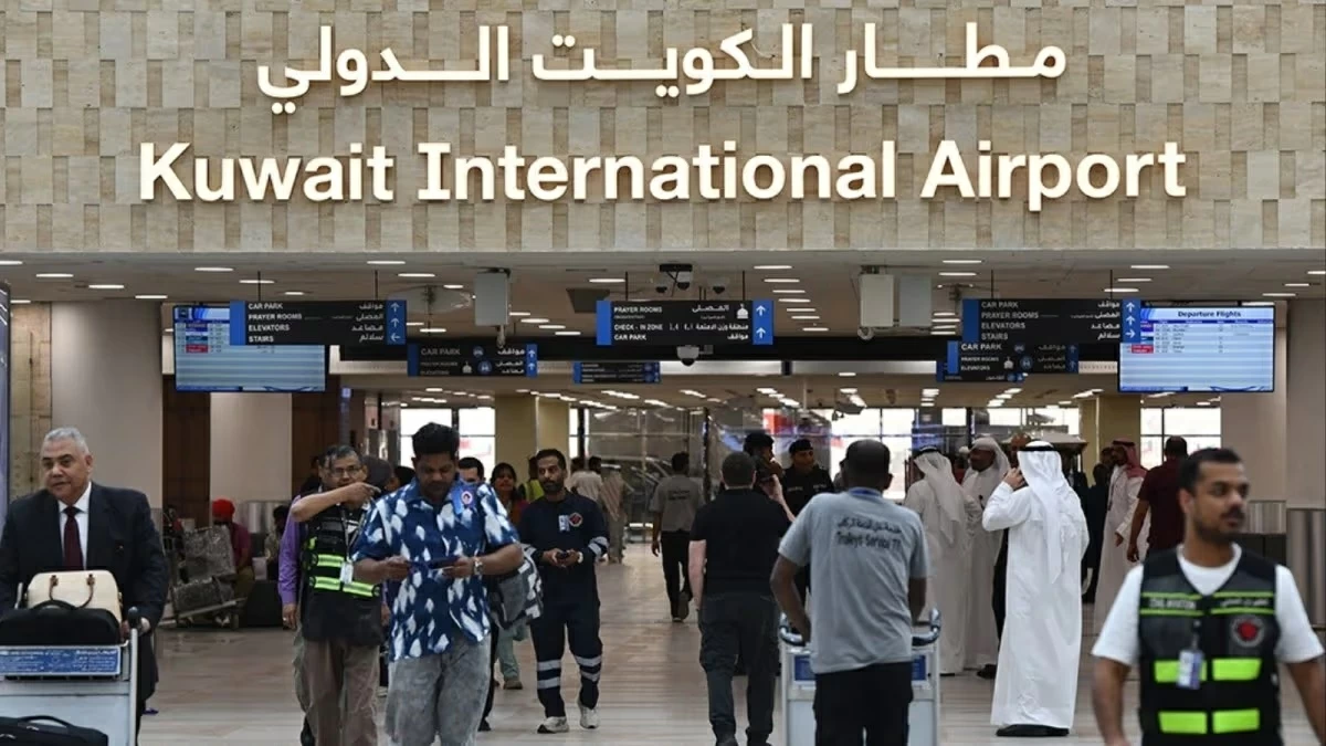 بعد الهجمات الإيرانية.. إعادة فتح المطار واستئناف رحلات الطيران الكويتي – أخبار السعودية