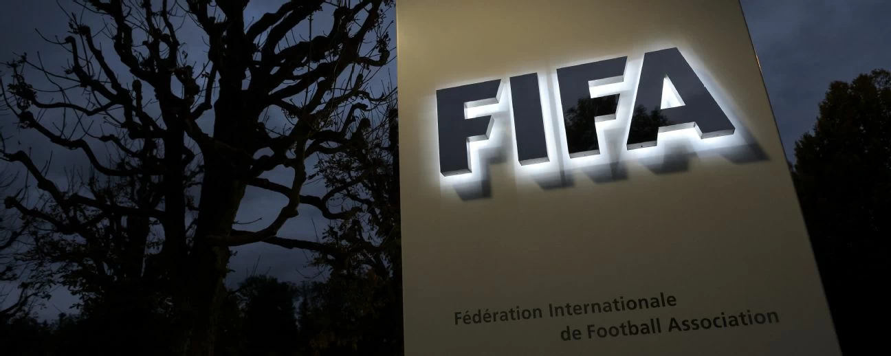 «FIFA» يمنع قوارير الماء على اللاعبين – أخبار السعودية