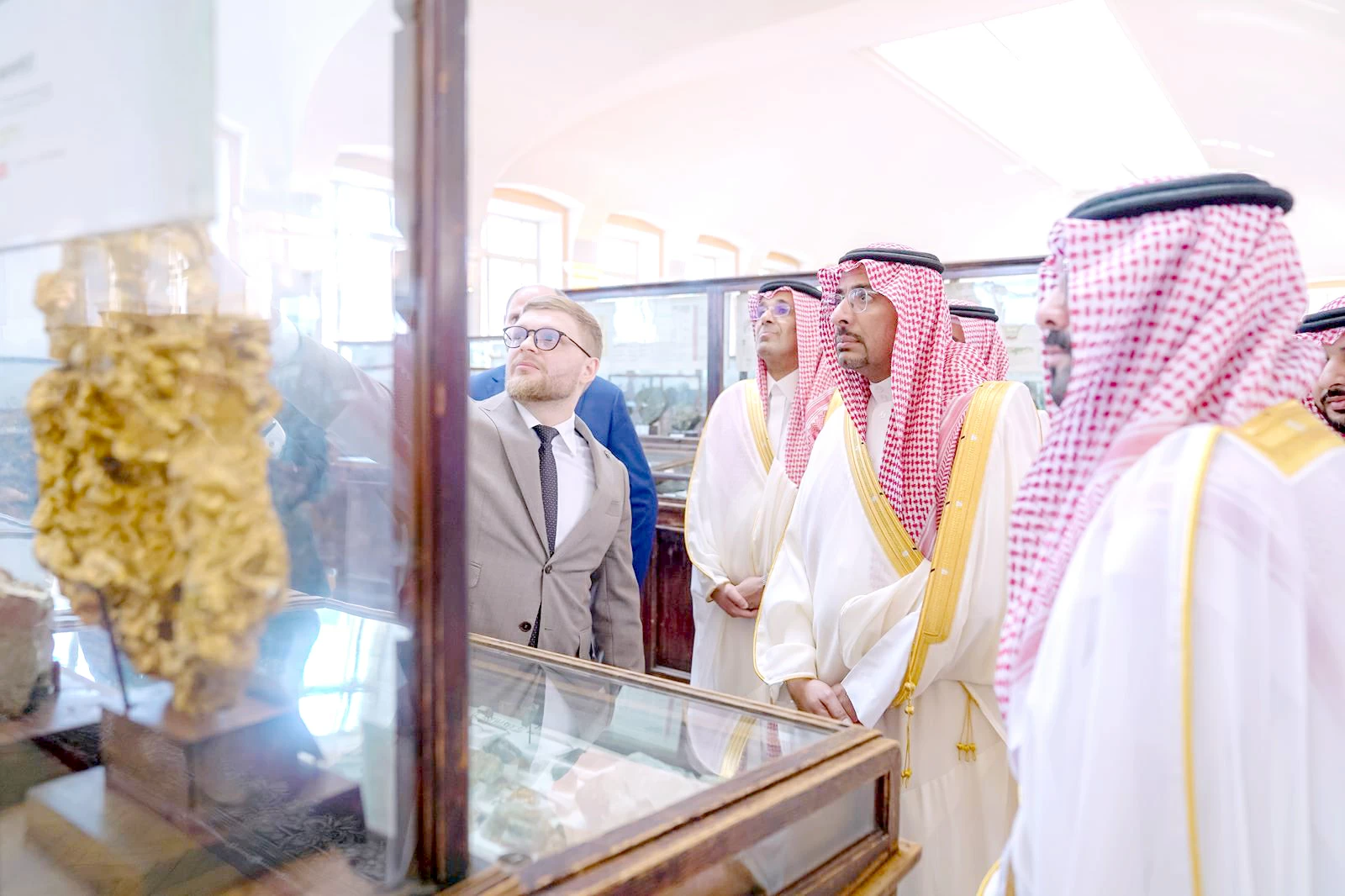 الخريف يبحث الشراكات الصناعية بين المملكة وروسيا – أخبار السعودية