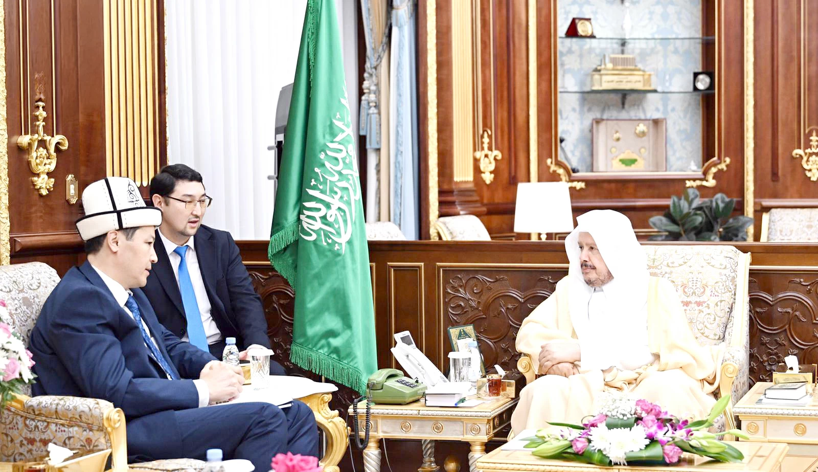 آل الشيخ يبحث العلاقات البرلمانية مع قرغيزستان – أخبار السعودية