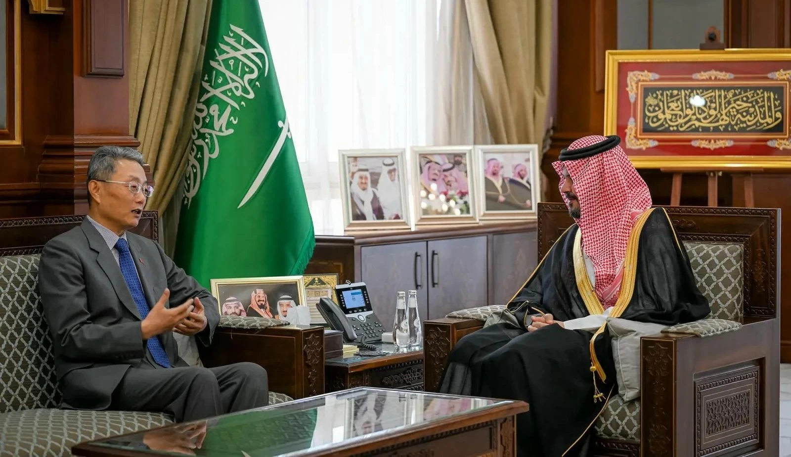 أمير منطقة المدينة المنورة يستقبل القنصل العام لجمهورية الصين الشعبية – أخبار السعودية