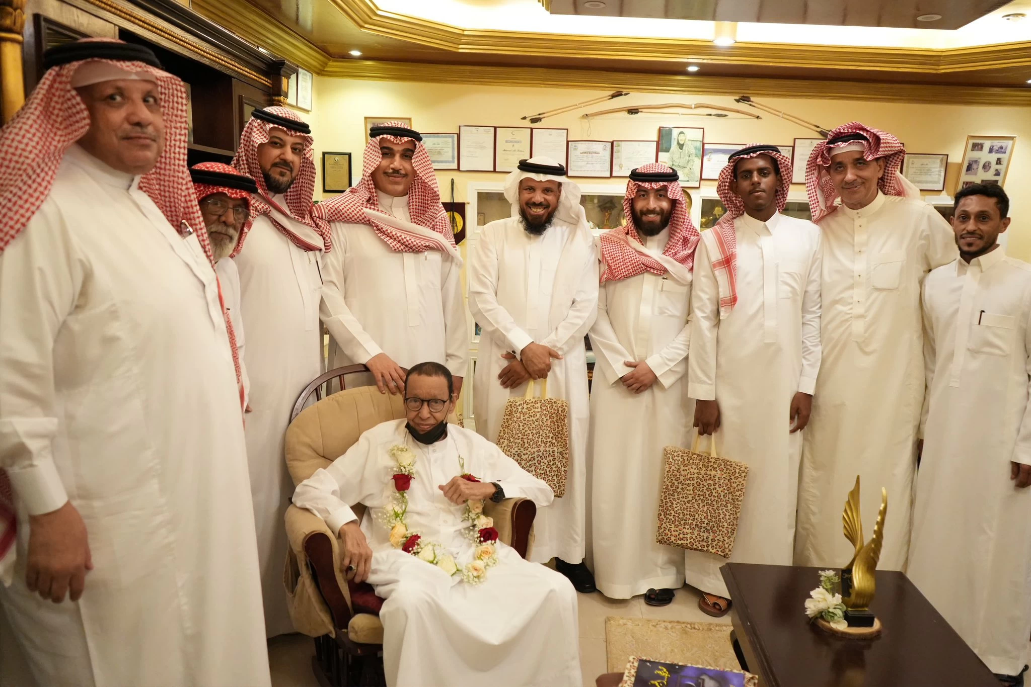 صراع ثلاثي على كرسي الوحدة.. والوزارة ترفض «الديون الذهبية» – أخبار السعودية