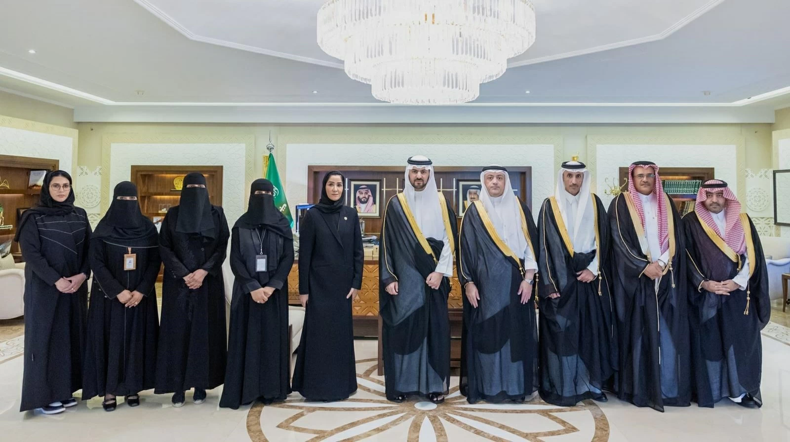 نائب أمير الشرقية يستقبل الطلاب والطالبات المتميزين – أخبار السعودية