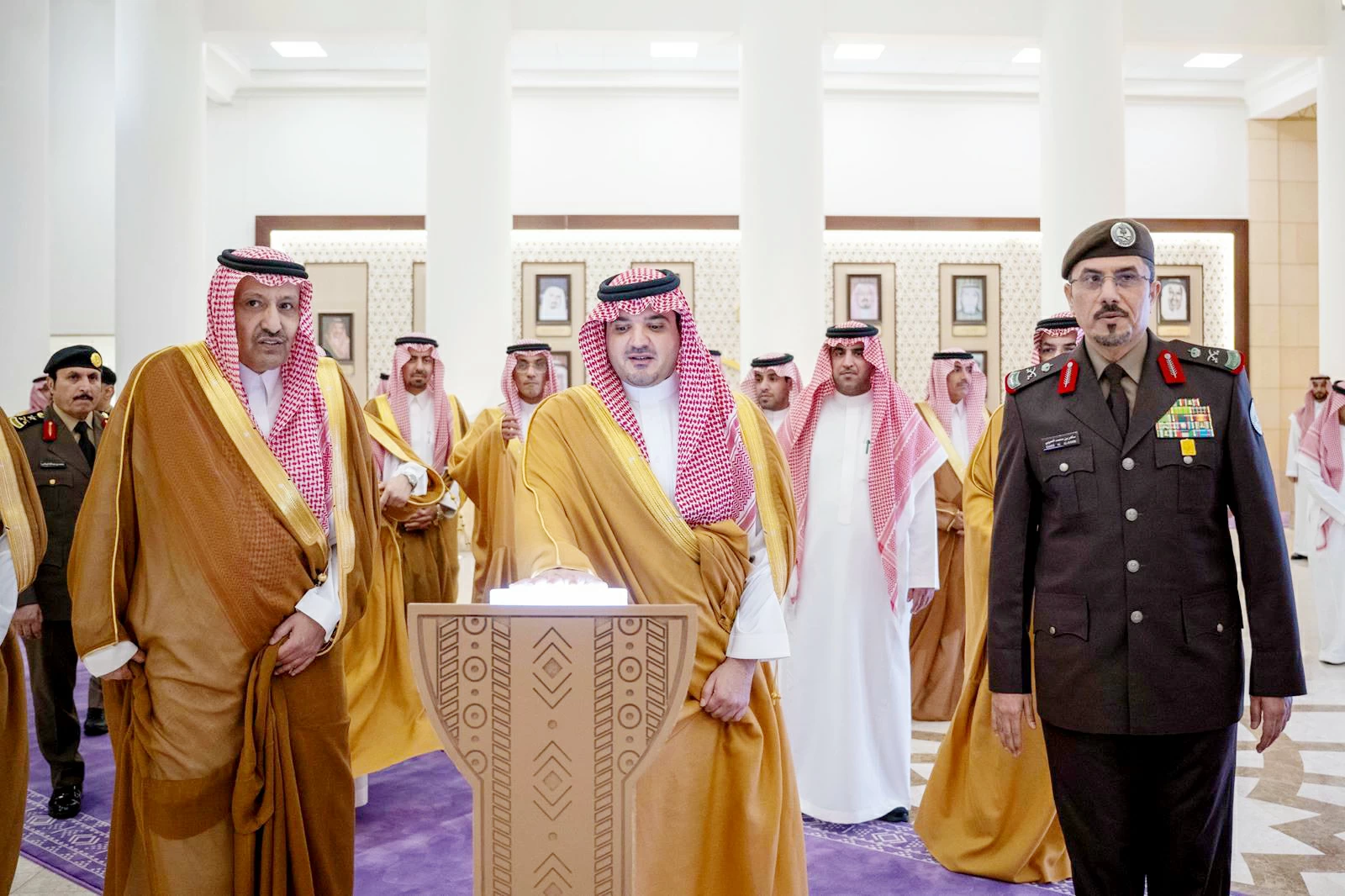 وزير الداخلية يطلق حزمة مشاريع أمنية وتنموية في الباحة – أخبار السعودية