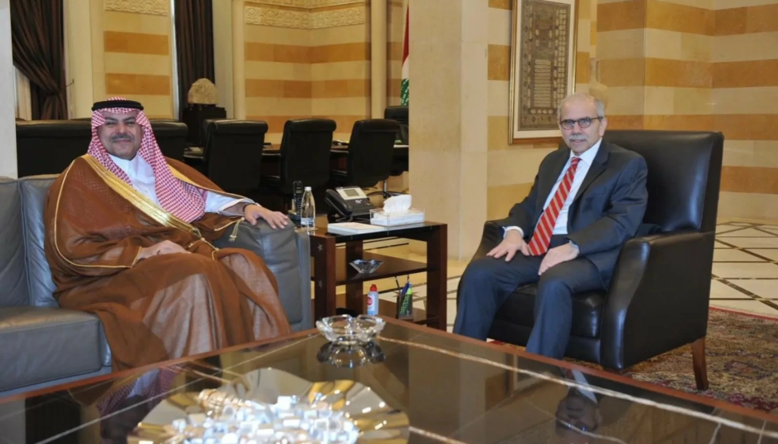 رئيس الوزراء اللبناني يستقبل سفير المملكة لدى لبنان – أخبار السعودية