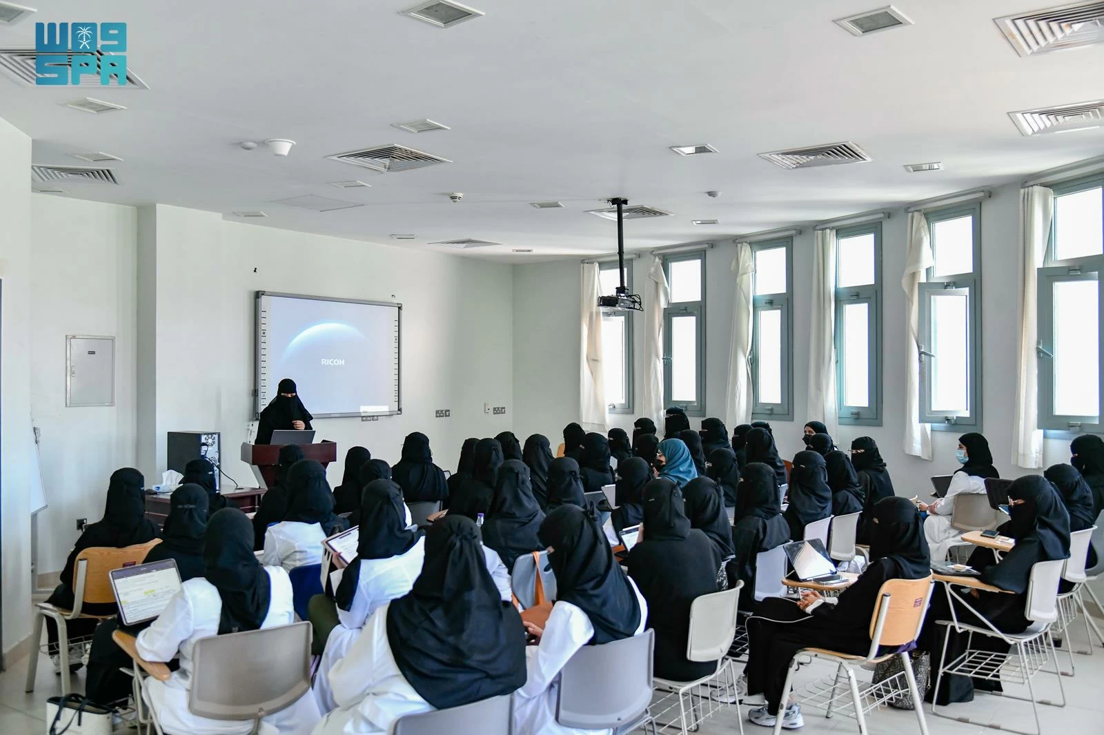 «قبول»: يحق للموظفين التقديم للجامعات بشرط.. 46 جامعة وكلية تستعد لاستقبال خريجي الثانويات – أخبار السعودية