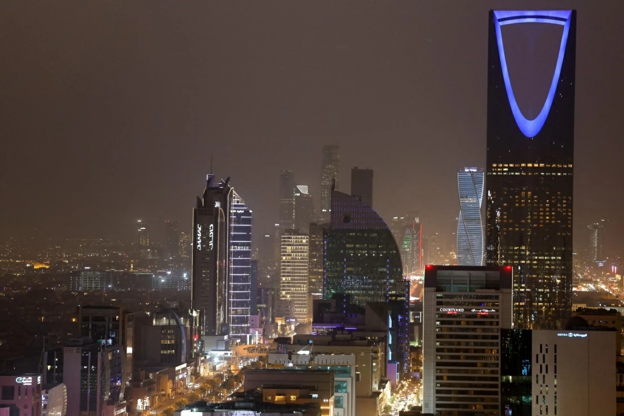 «الأرصاد».. تنبّه من أتربة مثارة على منطقة الرياض – أخبار السعودية