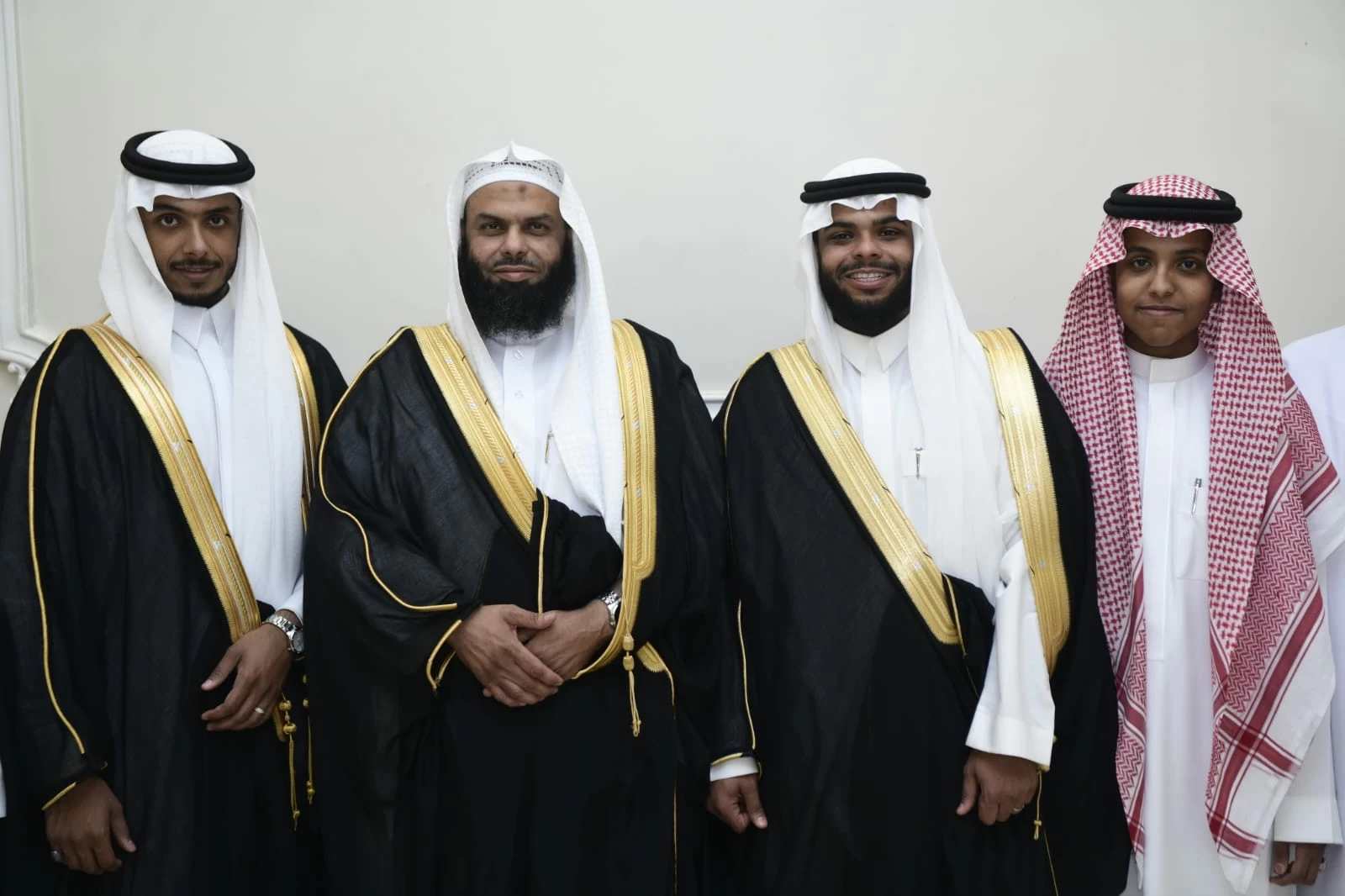 بامطرف والذيباني وباجابر يحتفلون بزفاف سالم وأحمد – أخبار السعودية