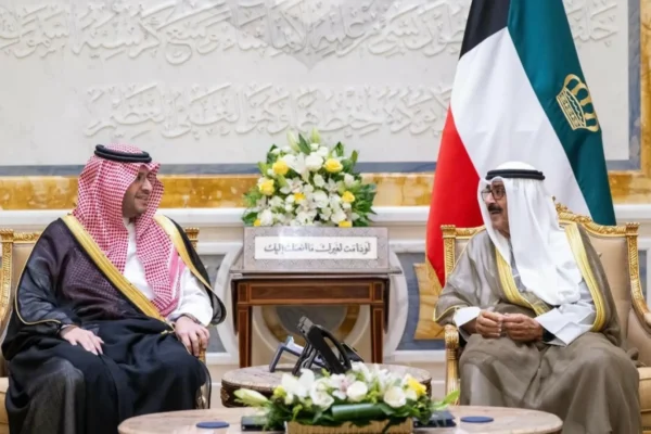 أمير دولة الكويت يستقبل الأمير تركي بن محمد بن فهد – أخبار السعودية