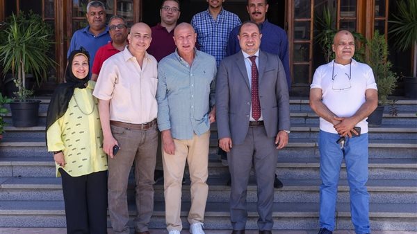 للمرة الثانية.. الخطيب يزور مشجع الأهلي عبدالله عربي لمتابعة حالته الصحية