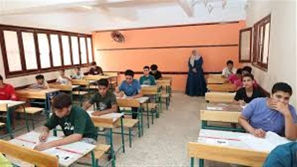 حل امتحان الدراسات الاجتماعية للشهادة الإعدادية الترم الثاني محافظة بني سويف