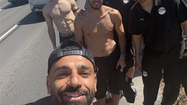 جولة لـ محمد صلاح ونجوم مصر في شوارع أمريكا قبل صدام إيران