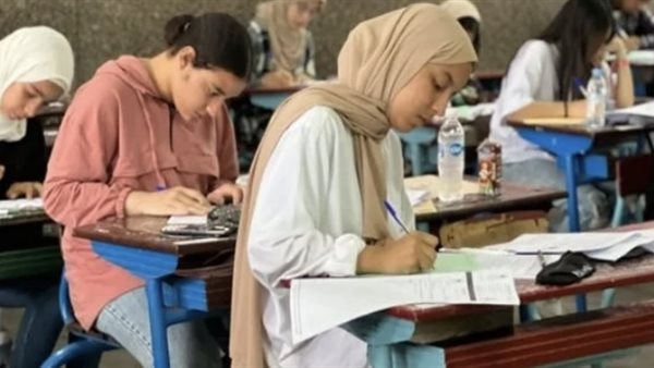 وزارة التعليم انشأت 612 مجمعًا امتحانيًا يضم 2030 لجنة لإحكام الرقابة داخل اللجان